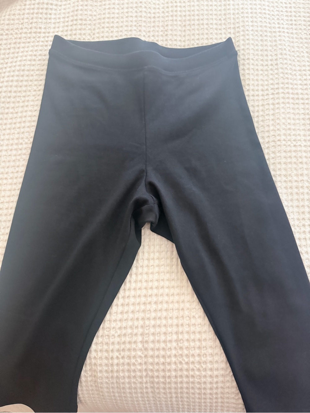 H&M Black Stretch Capris